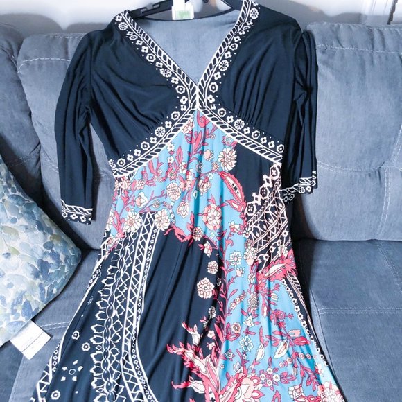 Multi Colored Black Dress - Picture 3 of 3